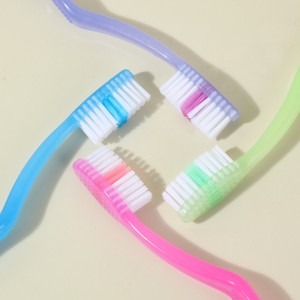 4 pcs Candy Color Family berus gigi